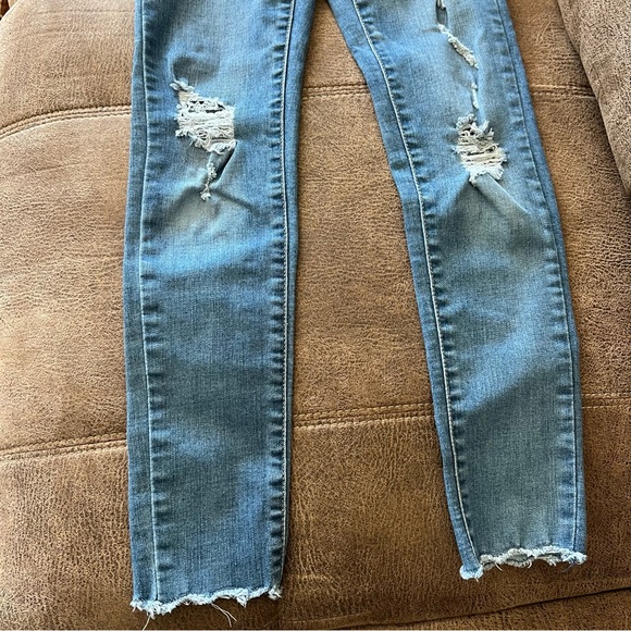 Levi’s Super Skinny Jeans - Picture 3 of 16
